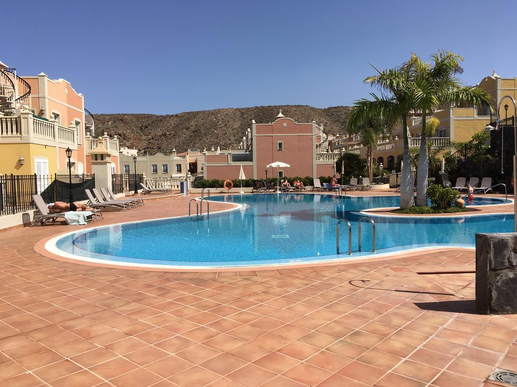 Luxe Appartement Palm Mar エクステリア 写真